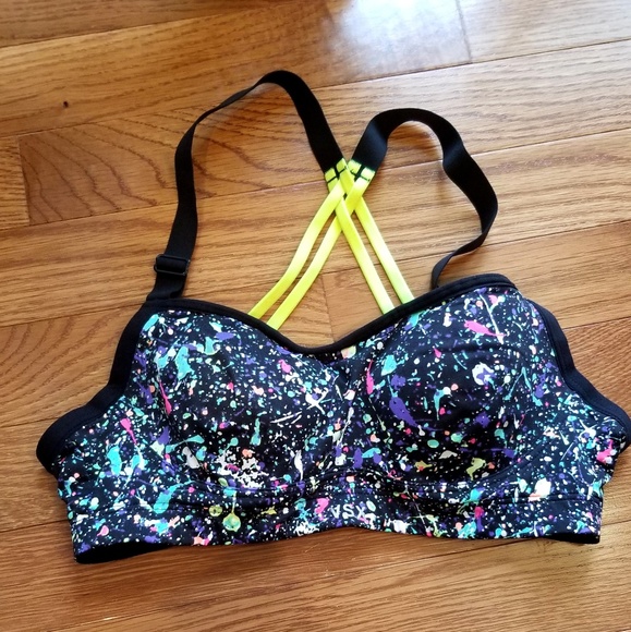 VS Sports Bra - Picture 2 of 4